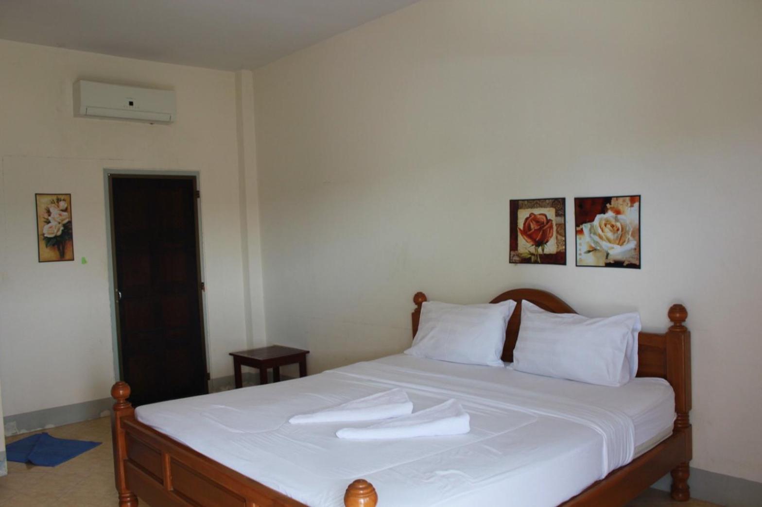 Hotel Baanloksouylokchay HHQ Zimmer foto
